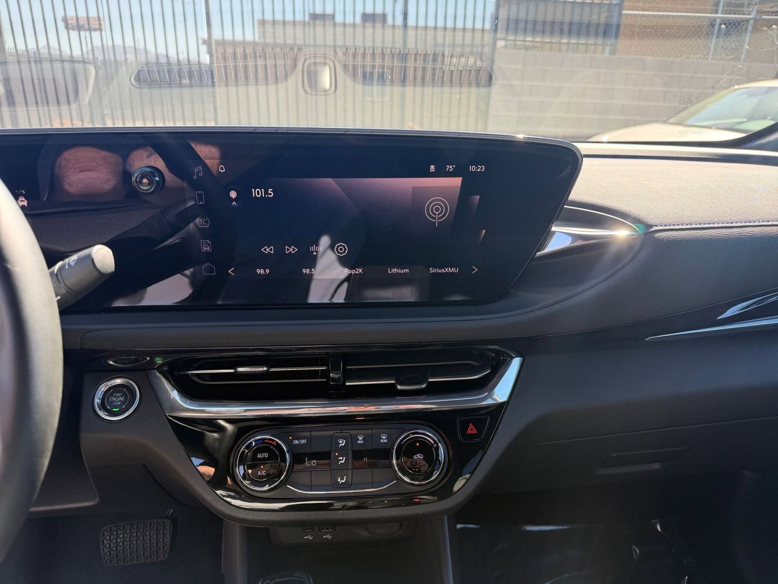 Thumbnail: 2025 Buick Envista - 17