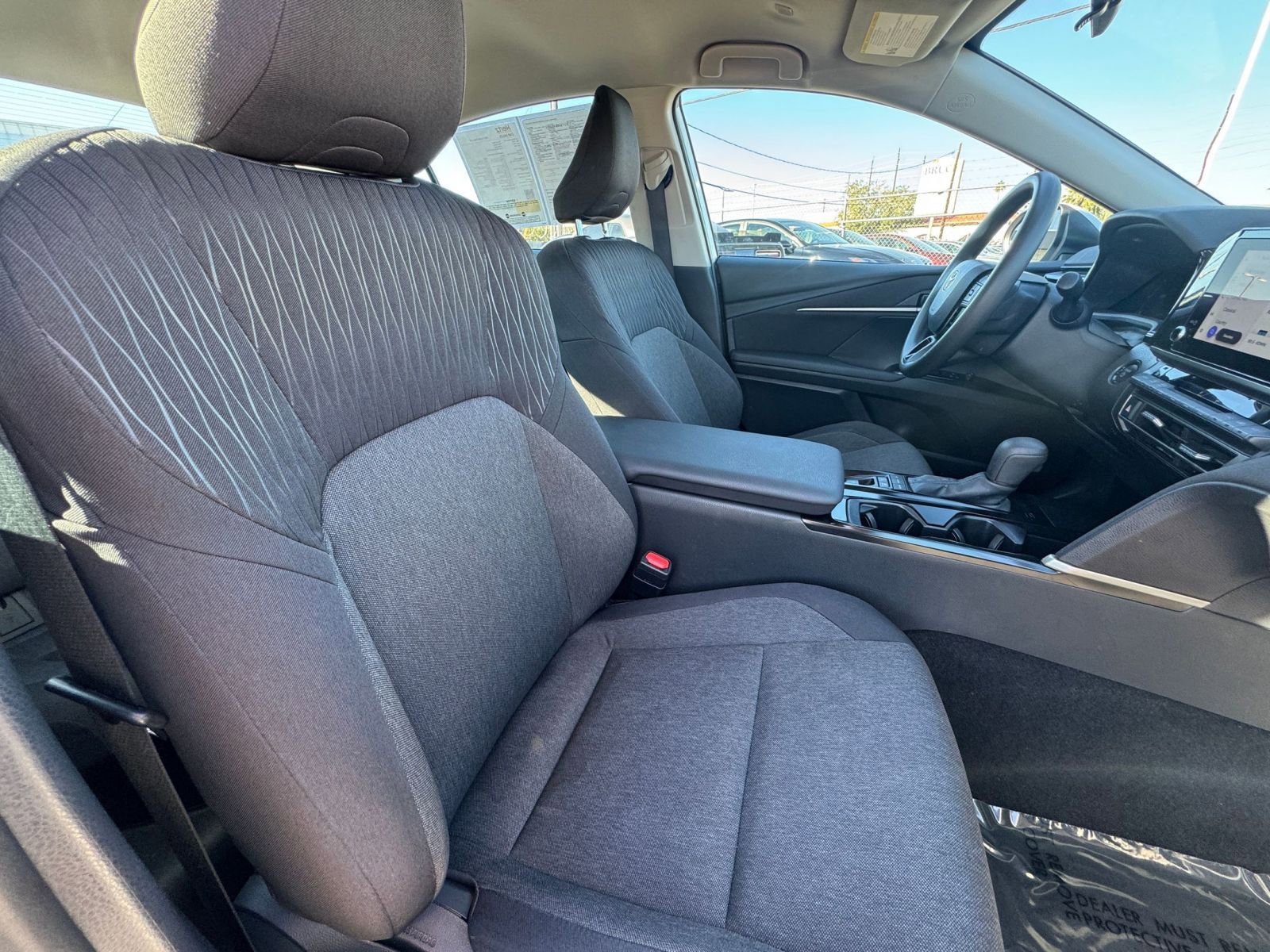 Thumbnail: 2025 Toyota Camry - 34