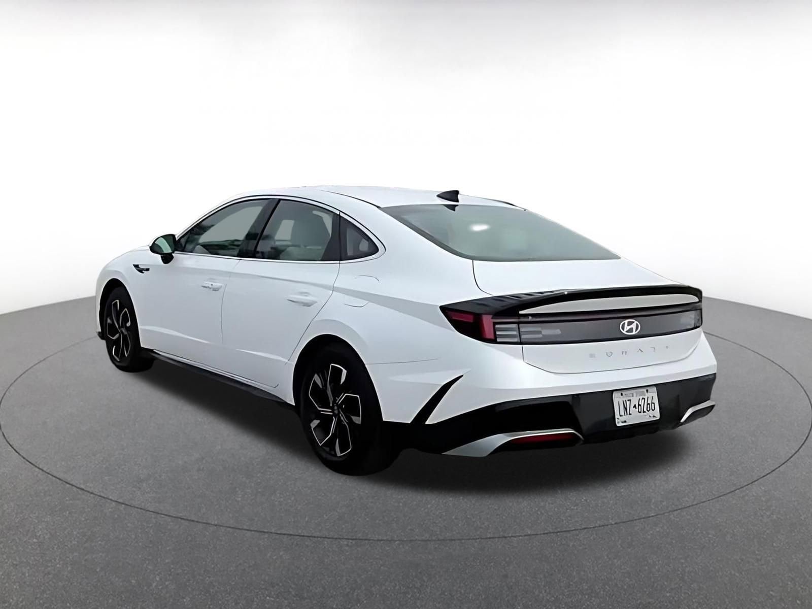 Thumbnail: 2025 Hyundai Sonata - 4