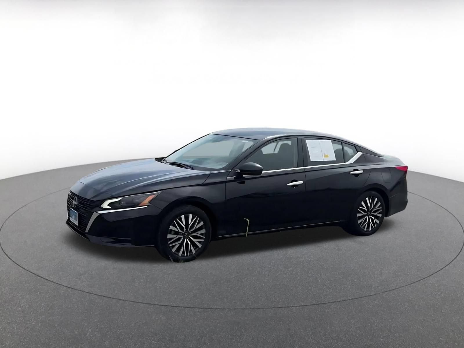 Thumbnail: 2025 Nissan Altima - 6