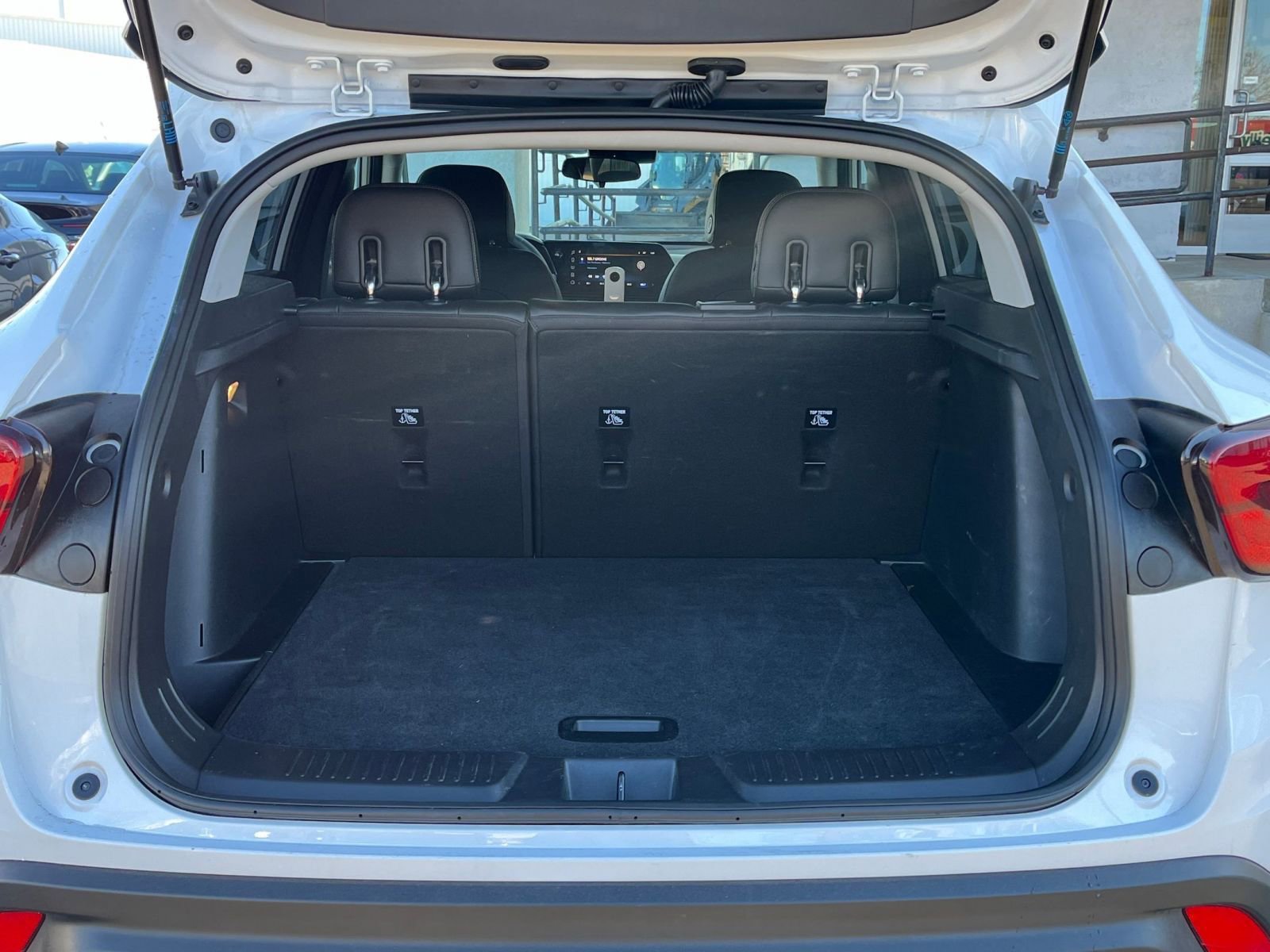 Thumbnail: 2025 Chevrolet Trax - 27