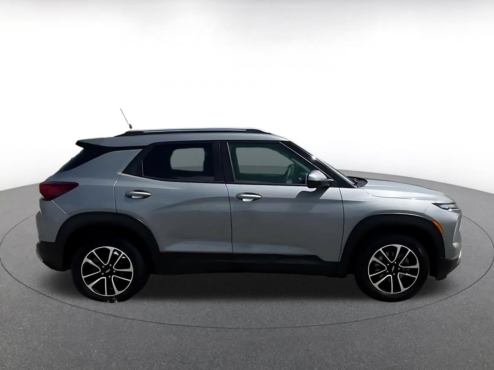 Thumbnail: 2025 Chevrolet TrailBlazer - 16