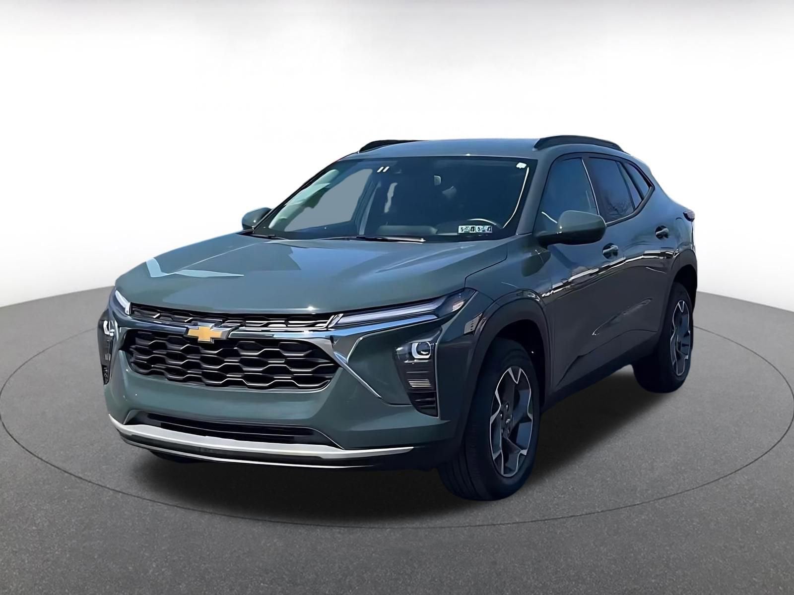 Thumbnail: 2025 Chevrolet Trax - 7