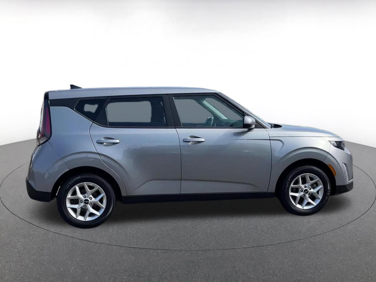 Thumbnail: 2025 Kia Soul - 16