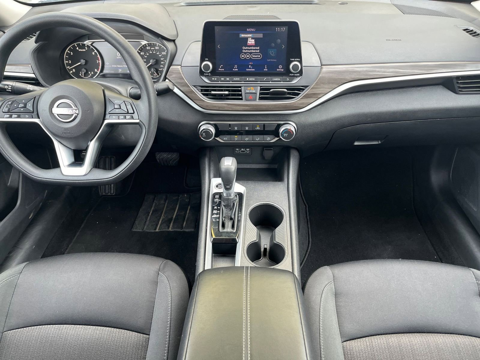 Thumbnail: 2025 Nissan Altima - 31