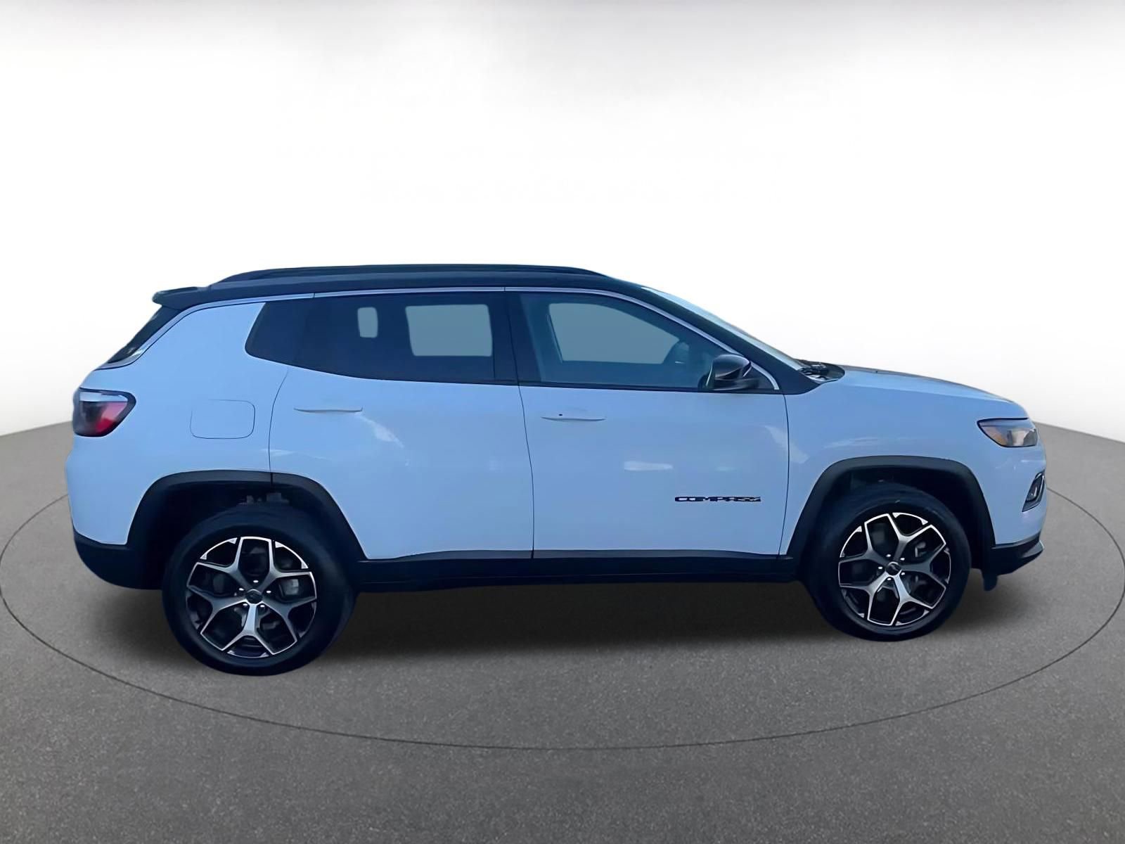 Thumbnail: 2025 Jeep Compass - 16
