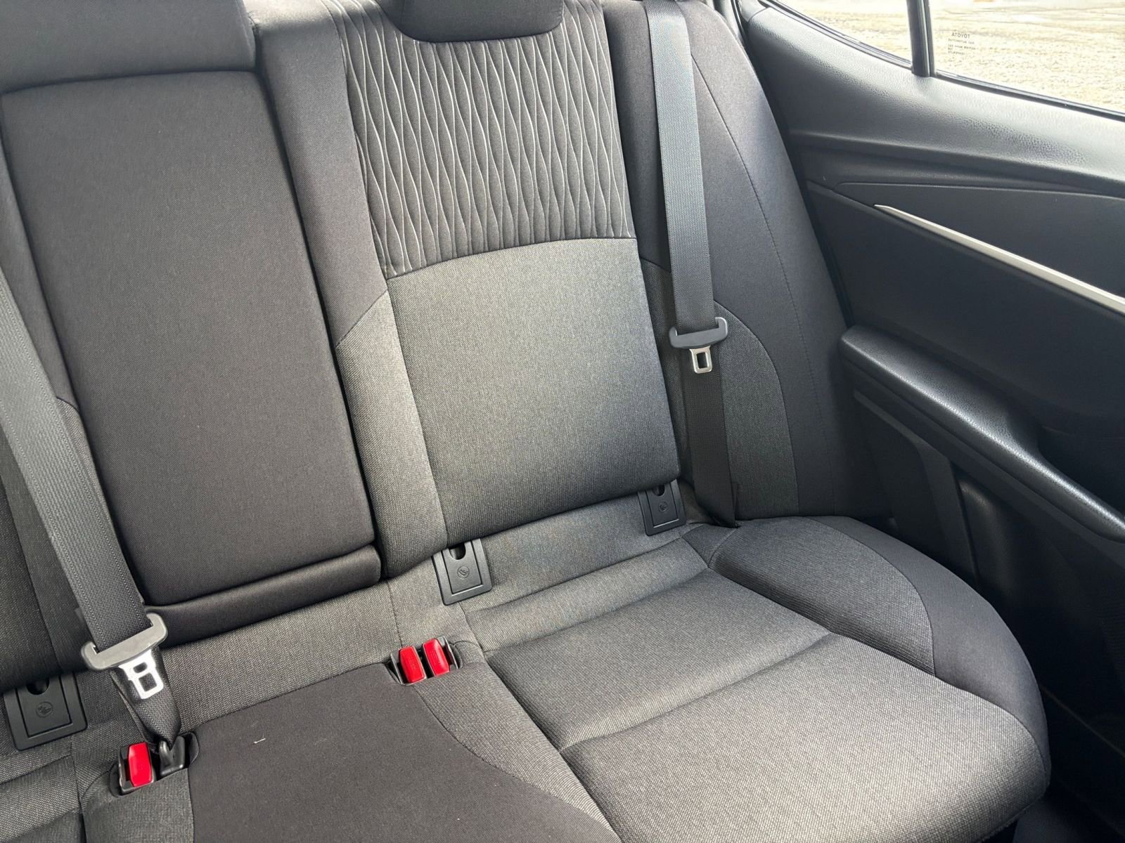 Thumbnail: 2025 Toyota Camry - 33