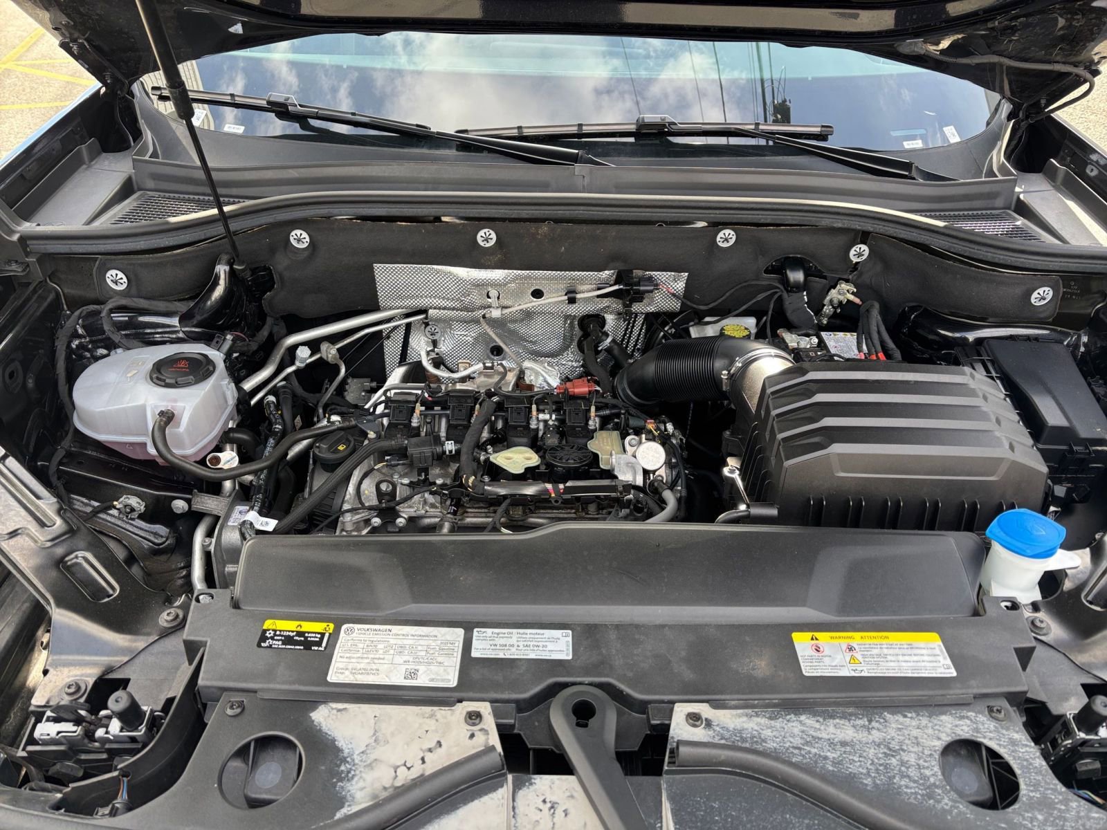 Thumbnail: 2025 Volkswagen Atlas - 30