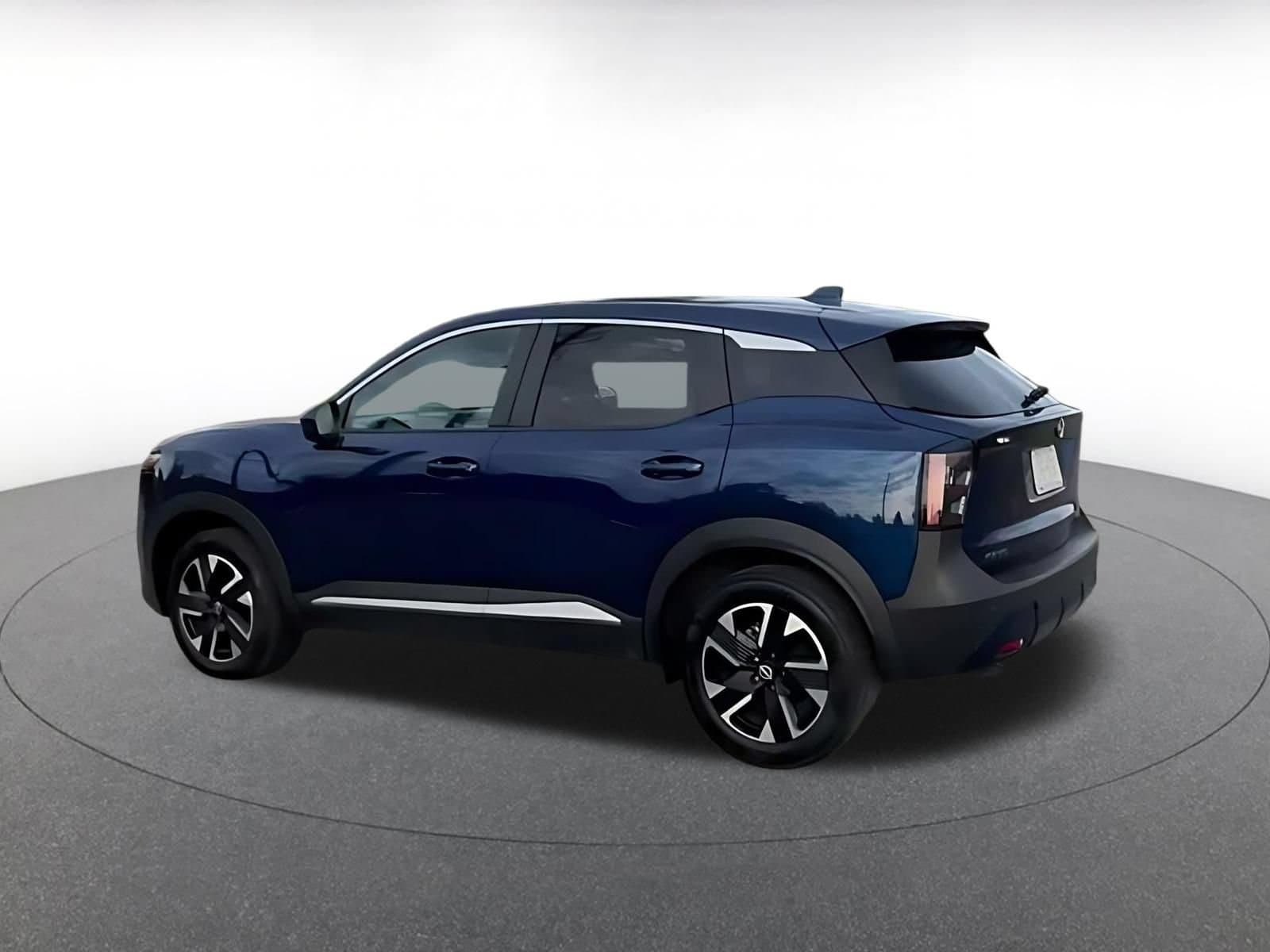 Thumbnail: 2025 Nissan Kicks - 3