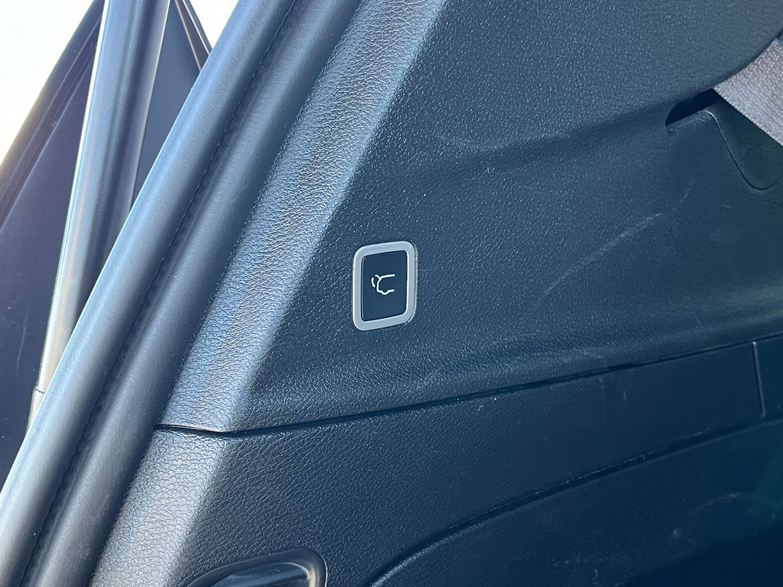 Thumbnail: 2025 Chrysler Pacifica - 21