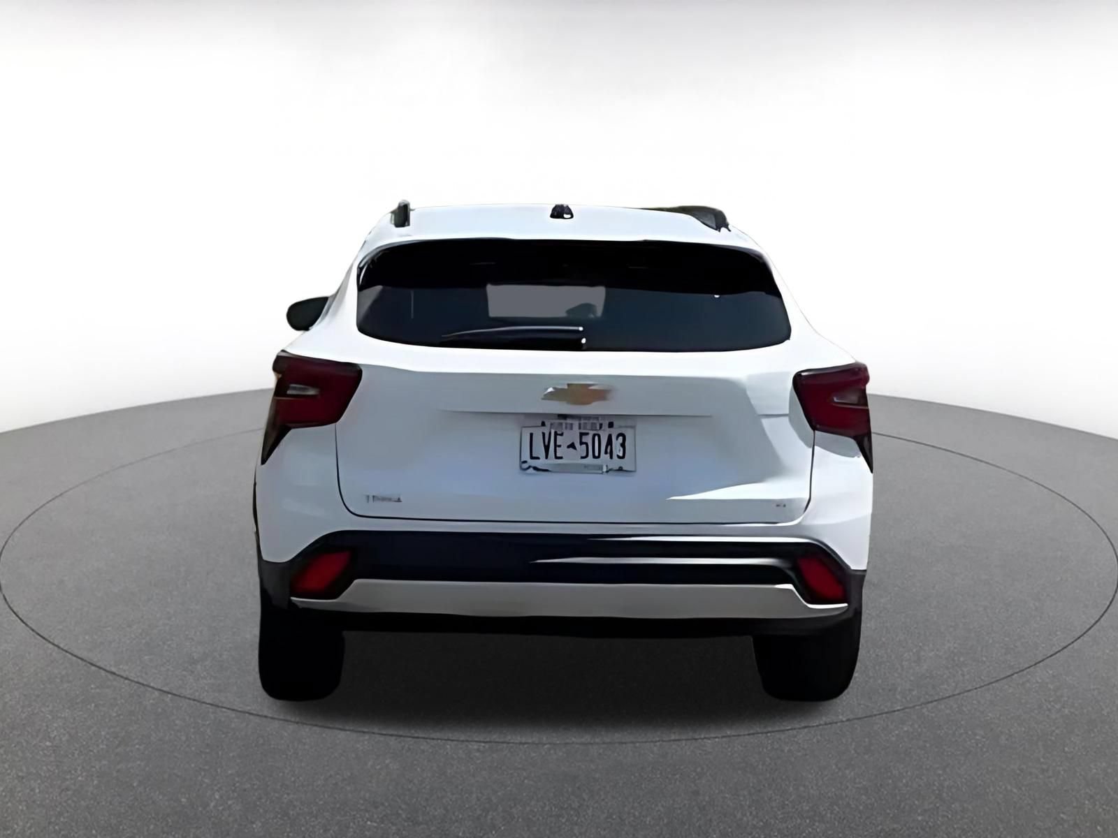Thumbnail: 2025 Chevrolet Trax - 10