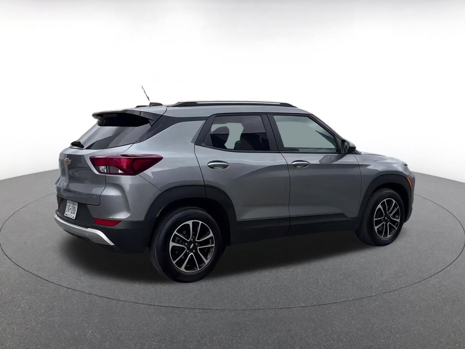 Thumbnail: 2025 Chevrolet TrailBlazer - 15