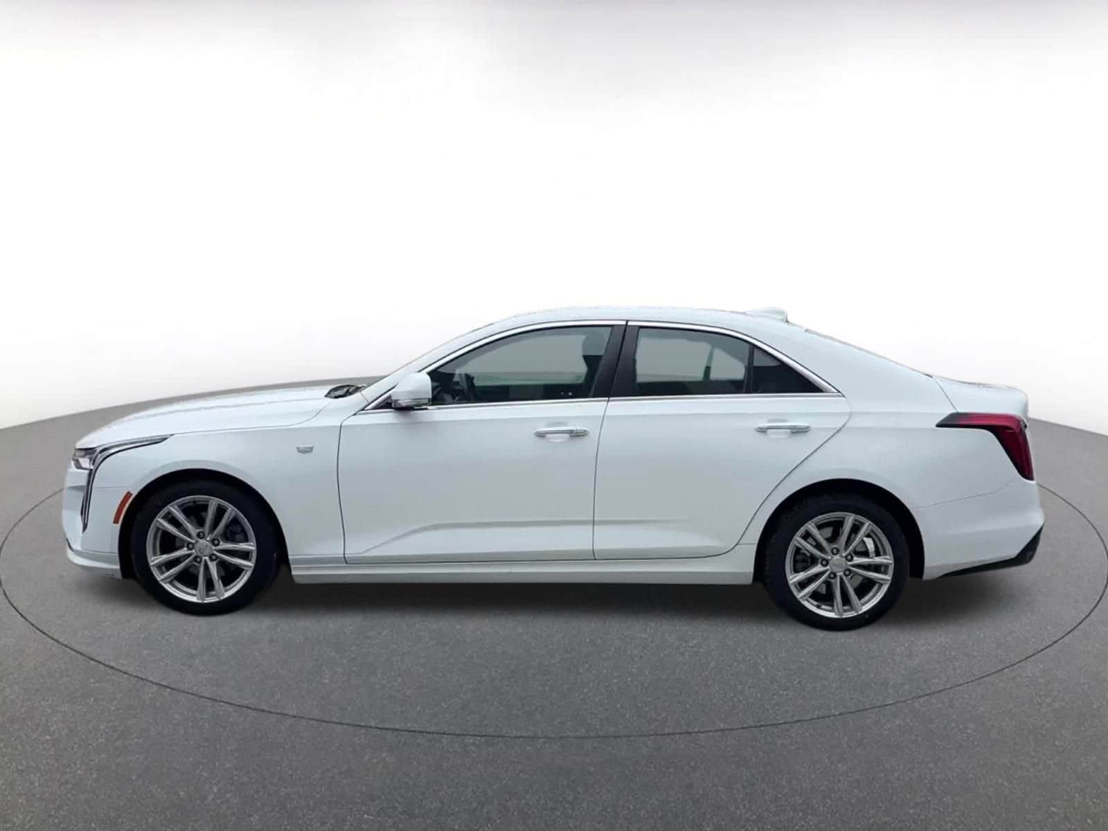 Thumbnail: 2024 Cadillac CT4 - 9