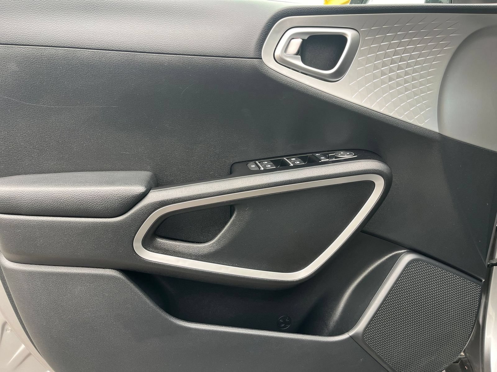 Thumbnail: 2025 Kia Soul - 15