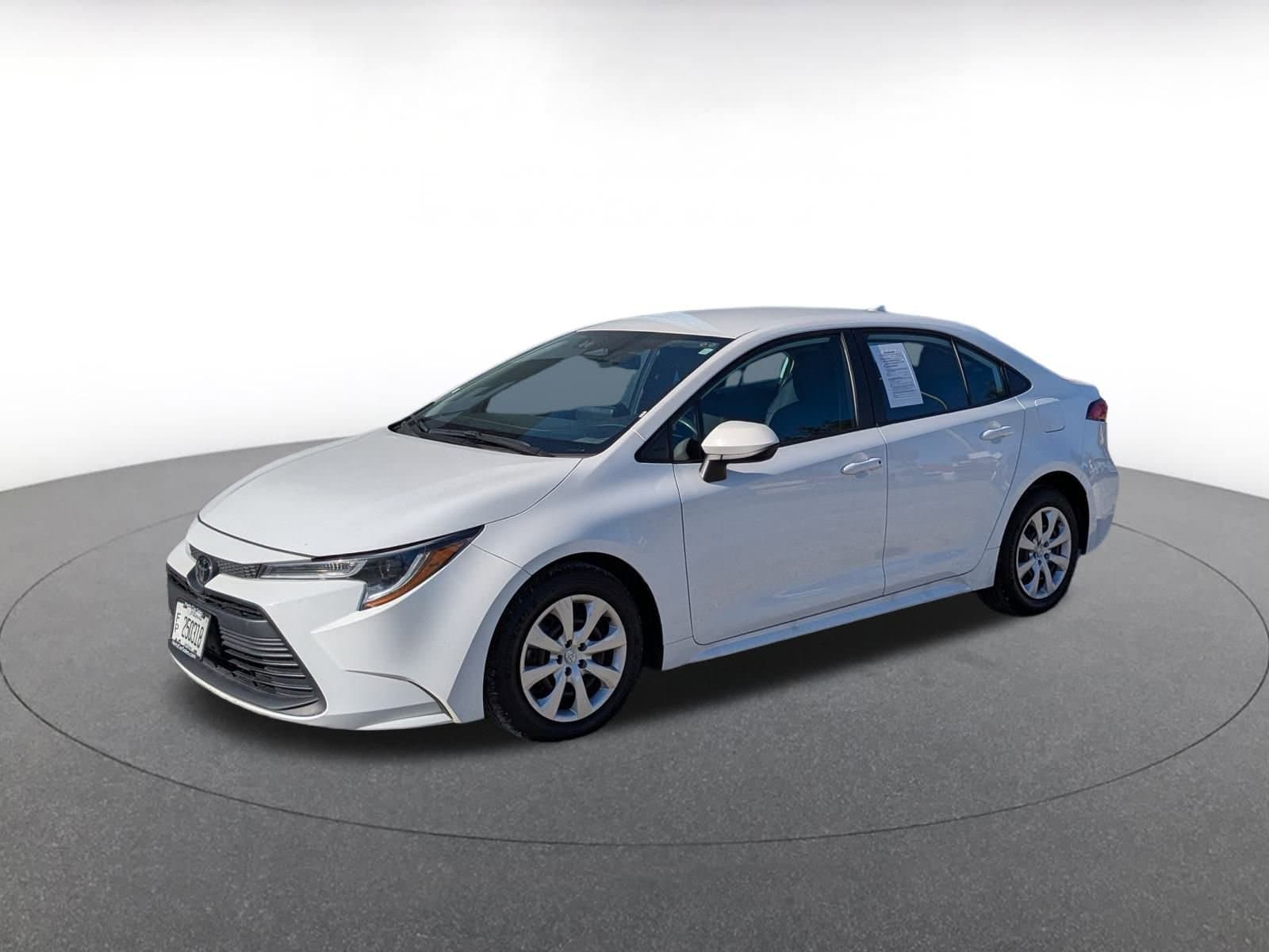 Thumbnail: 2024 Toyota Corolla - 3