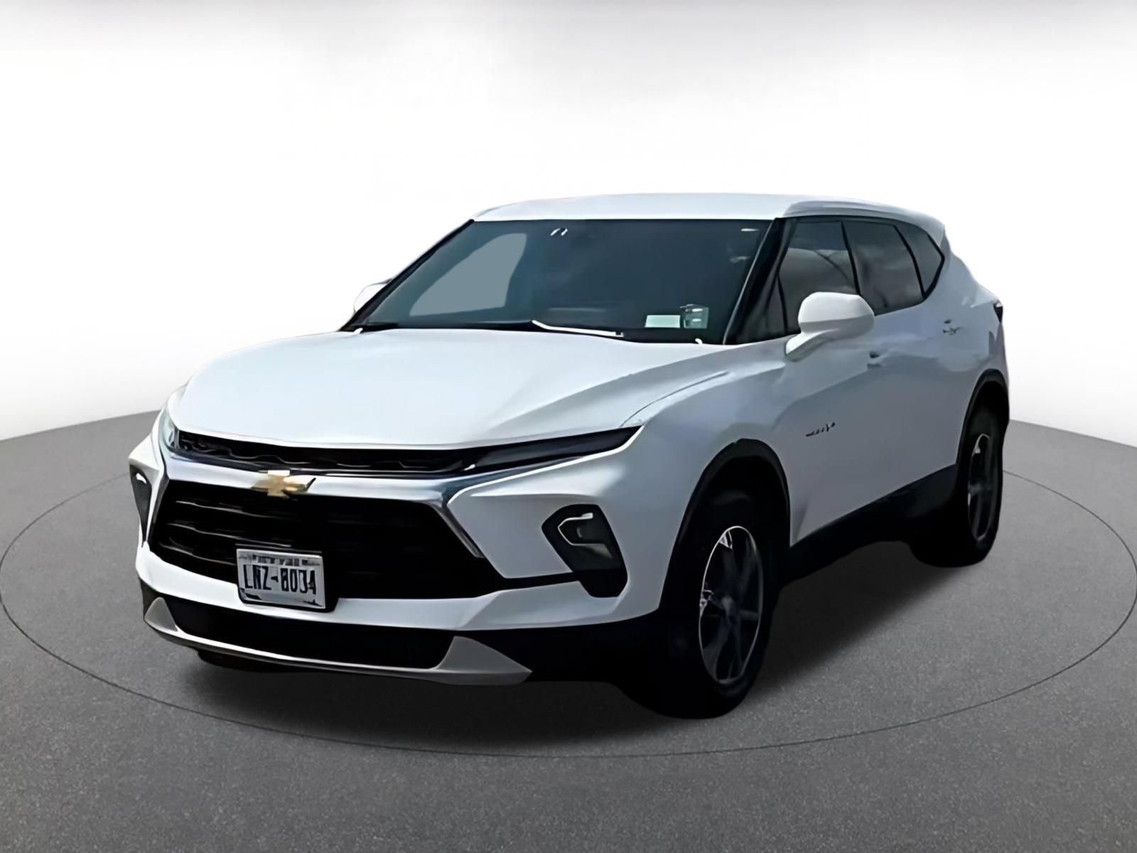 Thumbnail: 2025 Chevrolet Blazer - 4