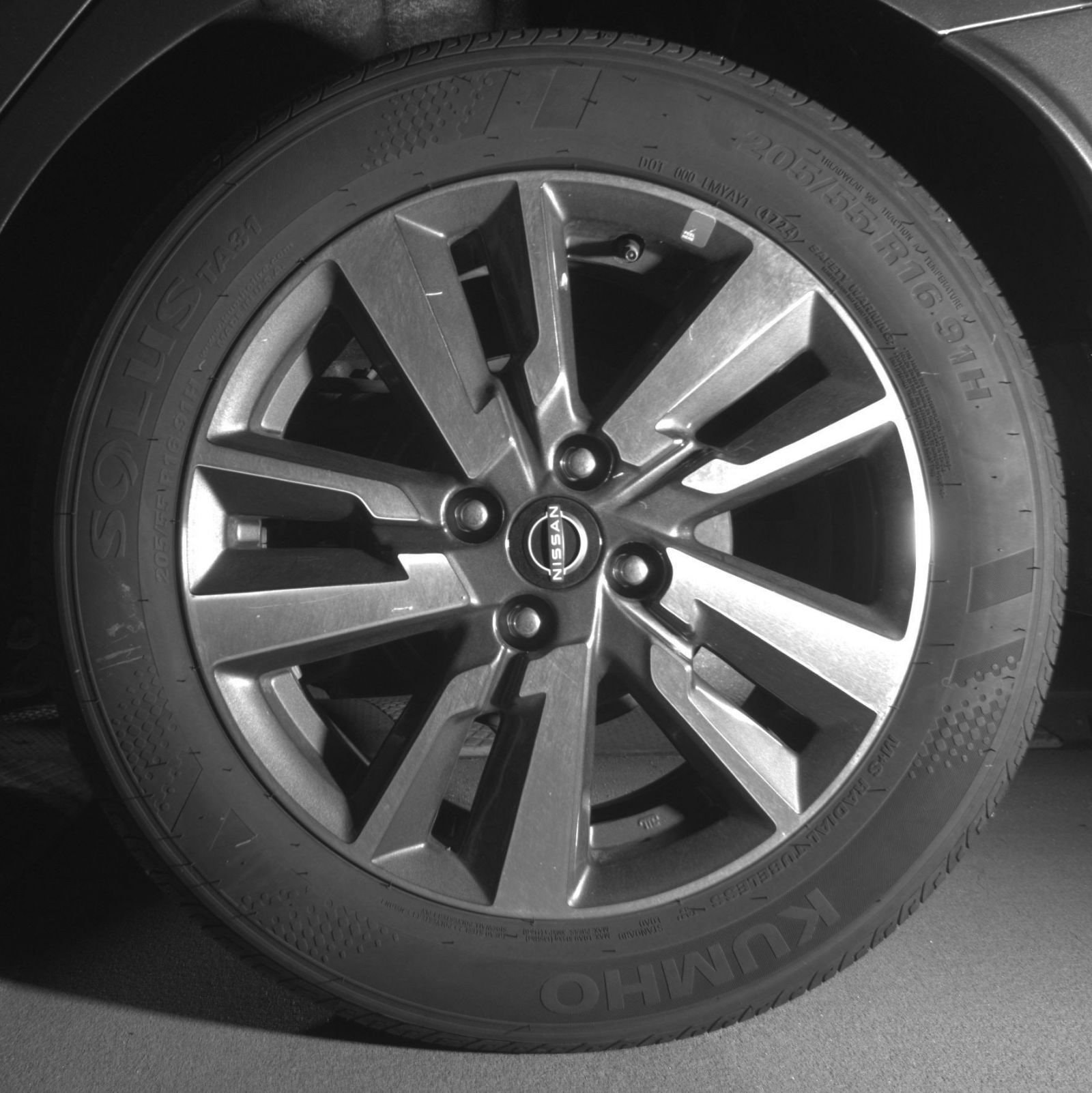 Thumbnail: 2025 Nissan Versa - 17