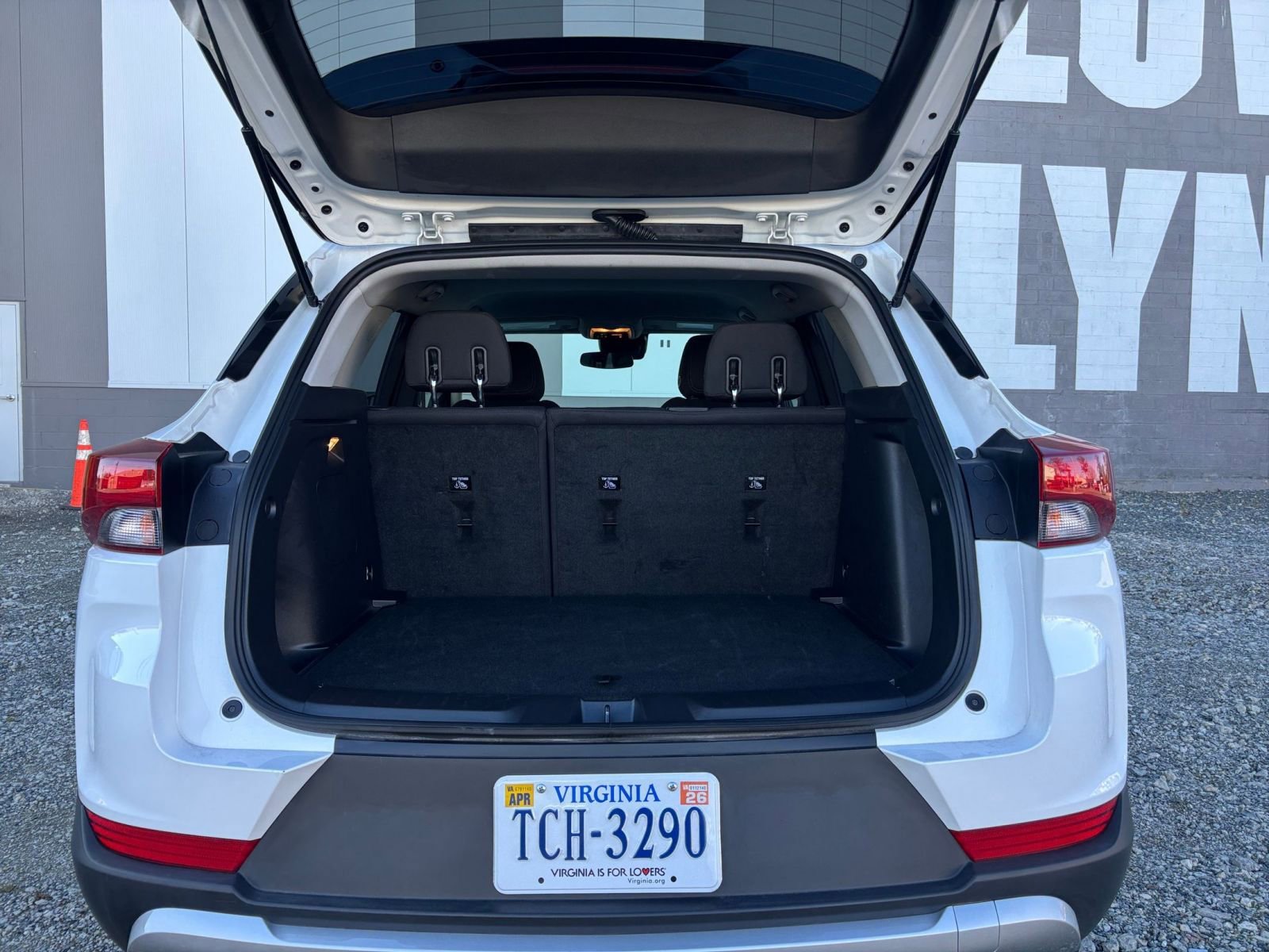 Thumbnail: 2025 Chevrolet TrailBlazer - 27