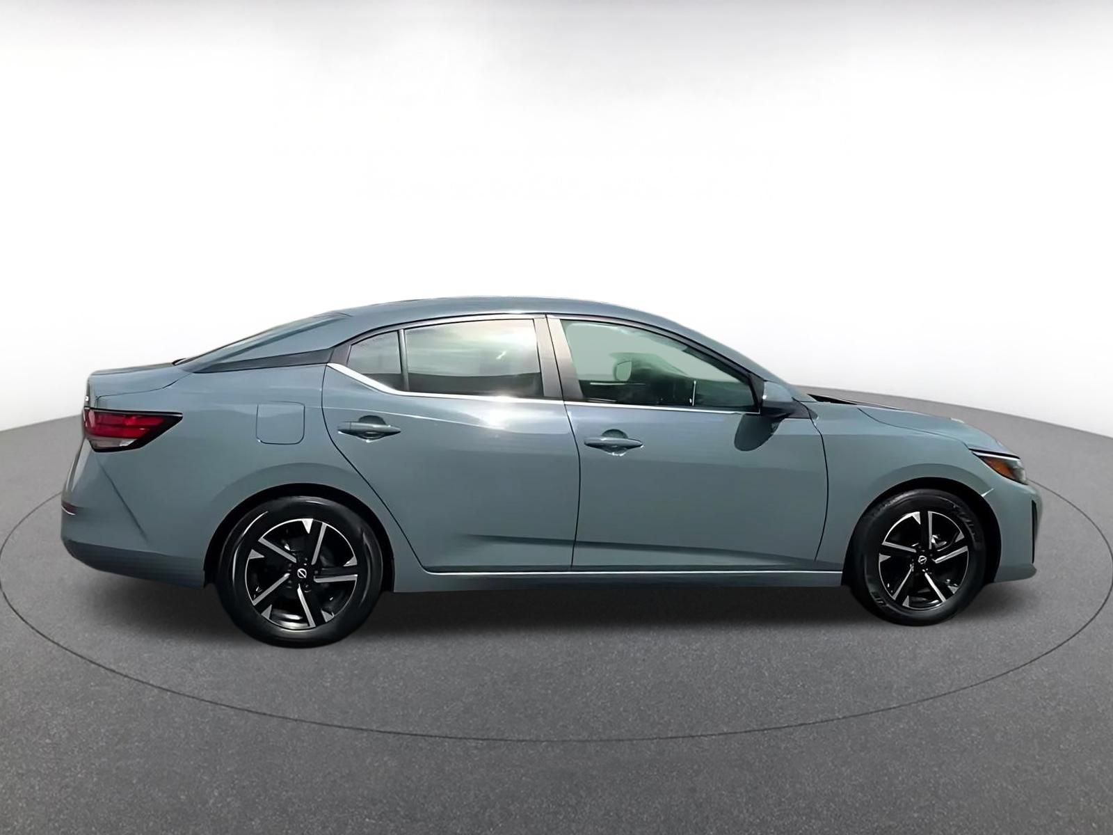 Thumbnail: 2024 Nissan Sentra - 15