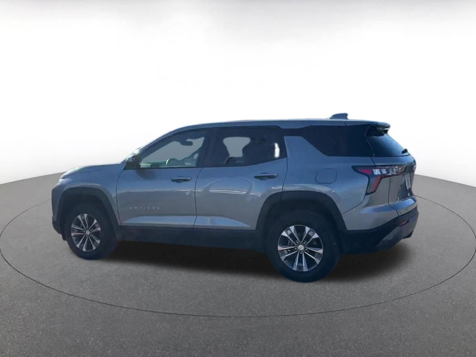 Thumbnail: 2025 Chevrolet Equinox - 10