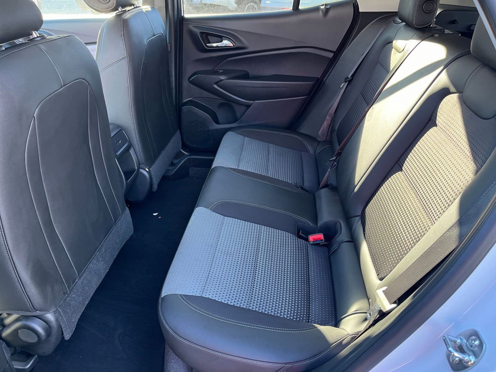 Thumbnail: 2025 Chevrolet Trax - 22