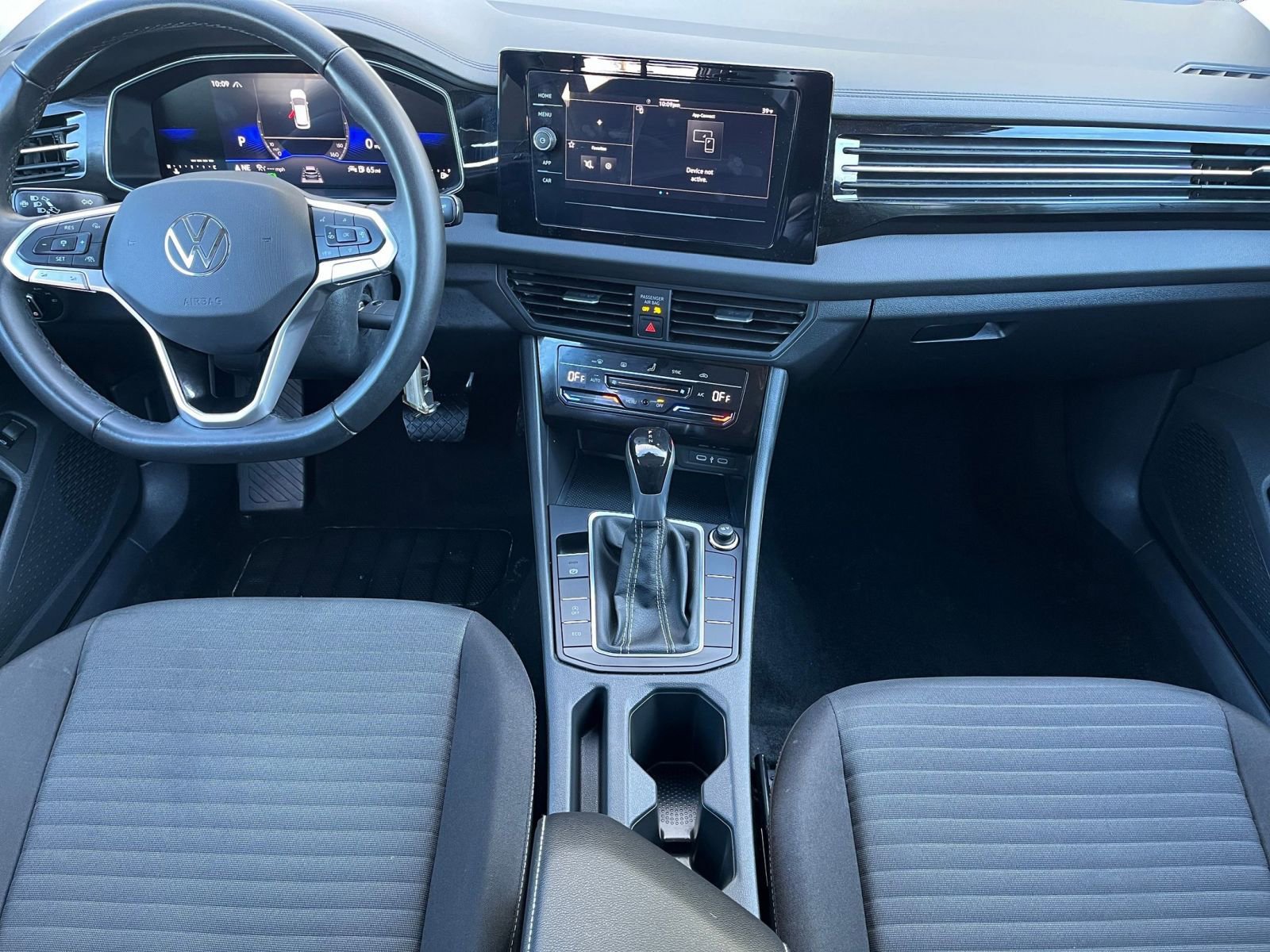 Thumbnail: 2025 Volkswagen Jetta - 29