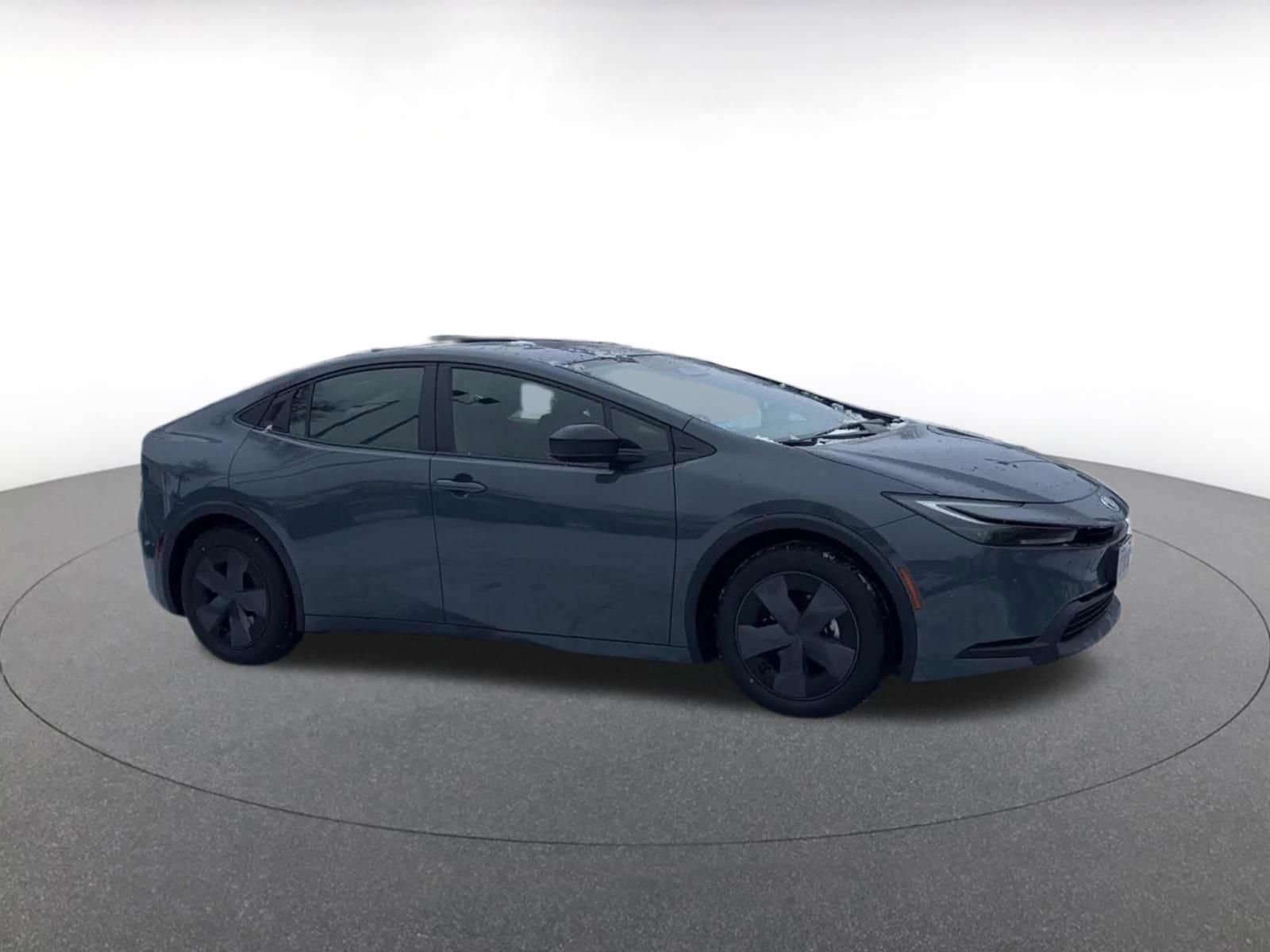 Thumbnail: 2025 Toyota Prius - 2