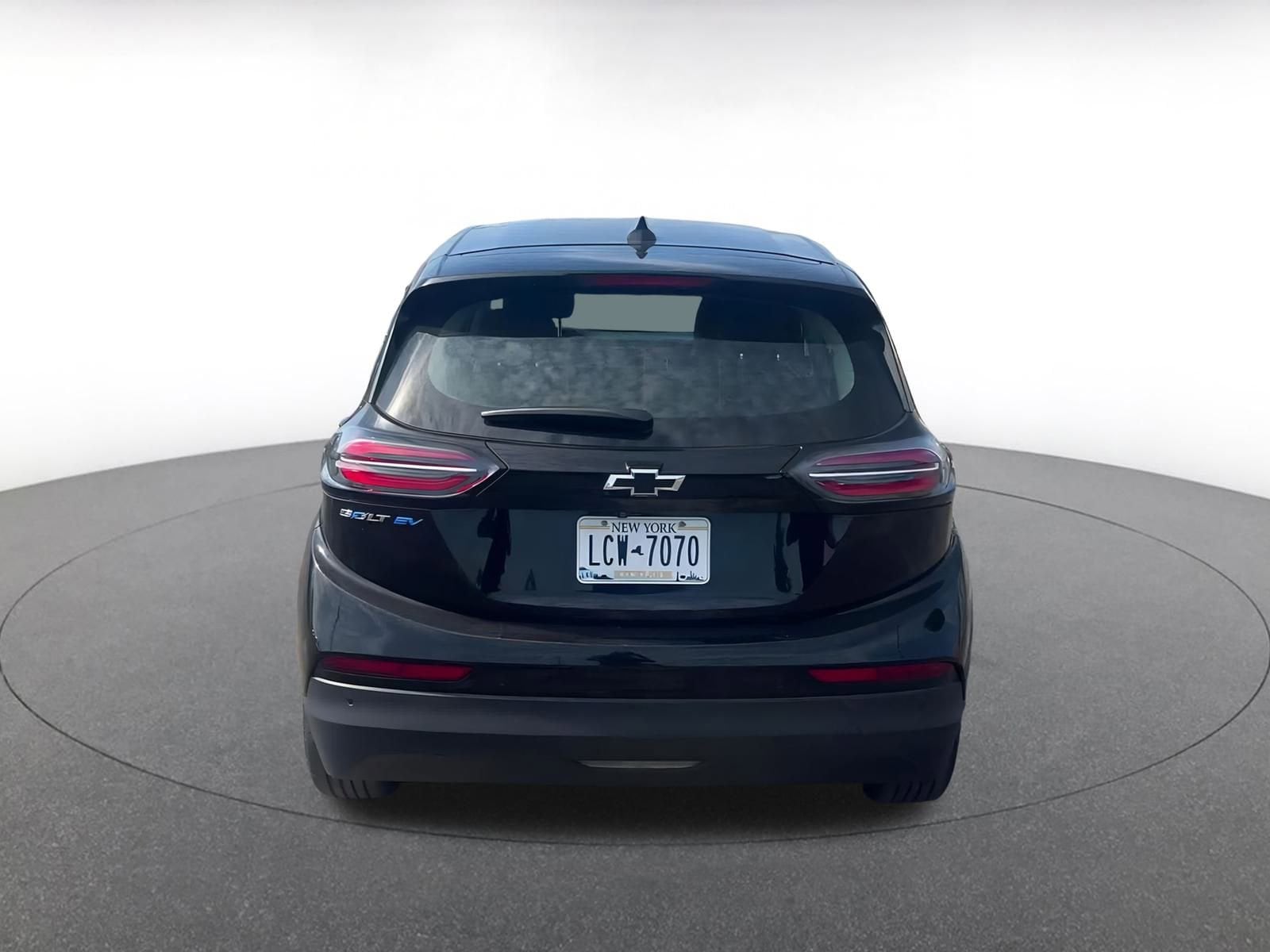 Thumbnail: 2023 Chevrolet Bolt EV - 12