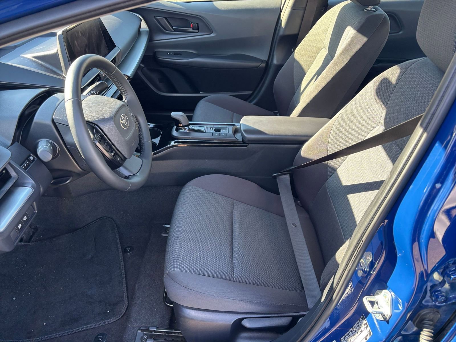 Thumbnail: 2025 Toyota Prius - 23