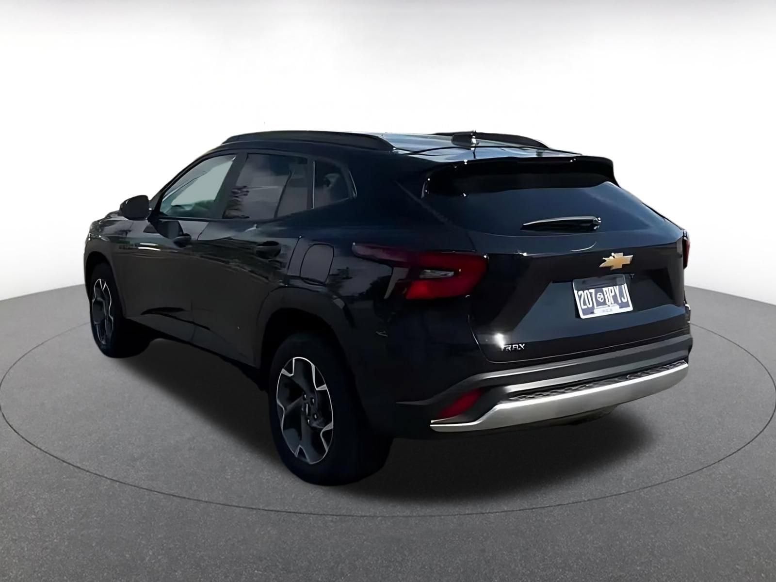 Thumbnail: 2025 Chevrolet Trax - 10