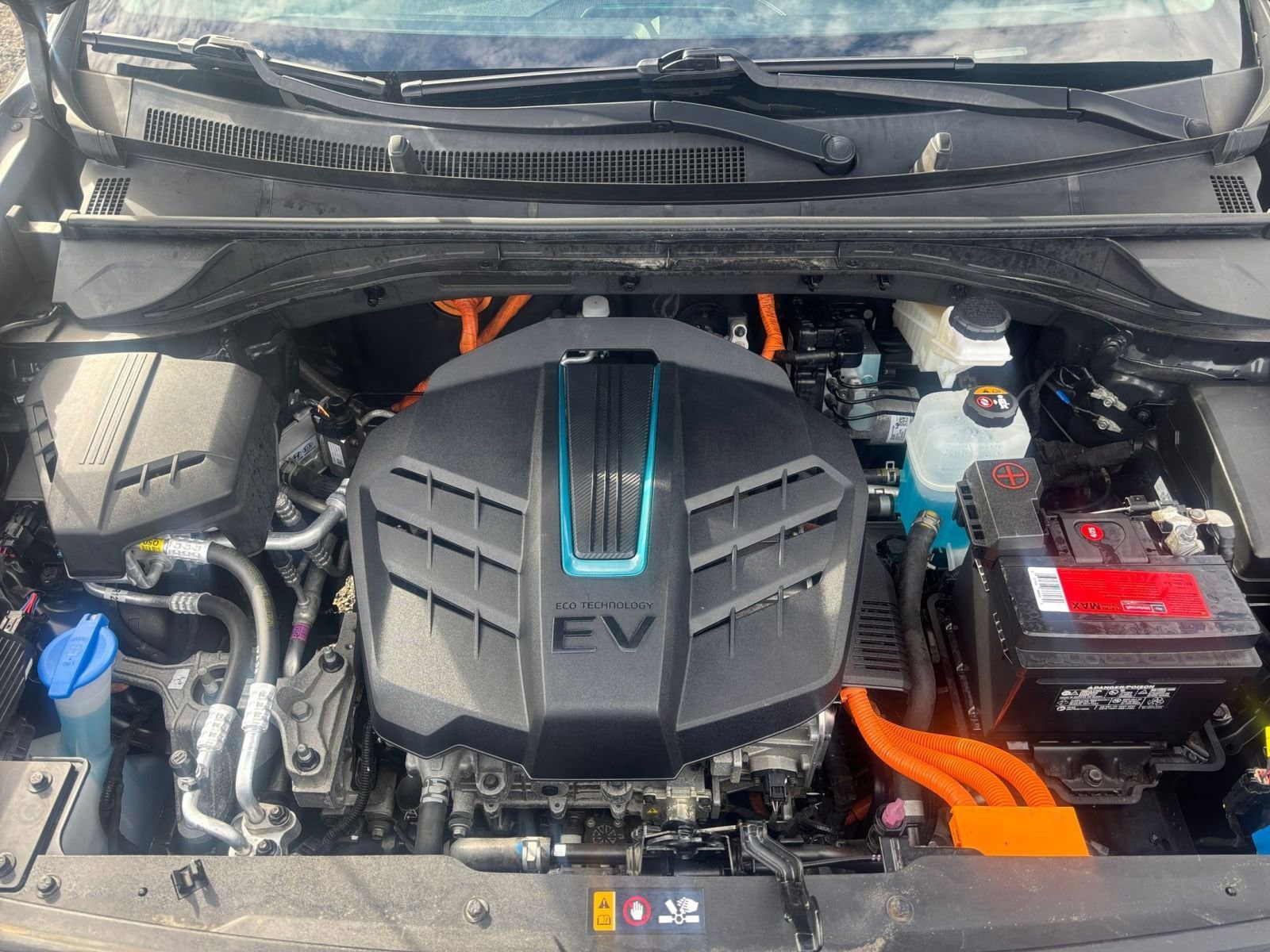 Thumbnail: 2022 Kia Niro - 30