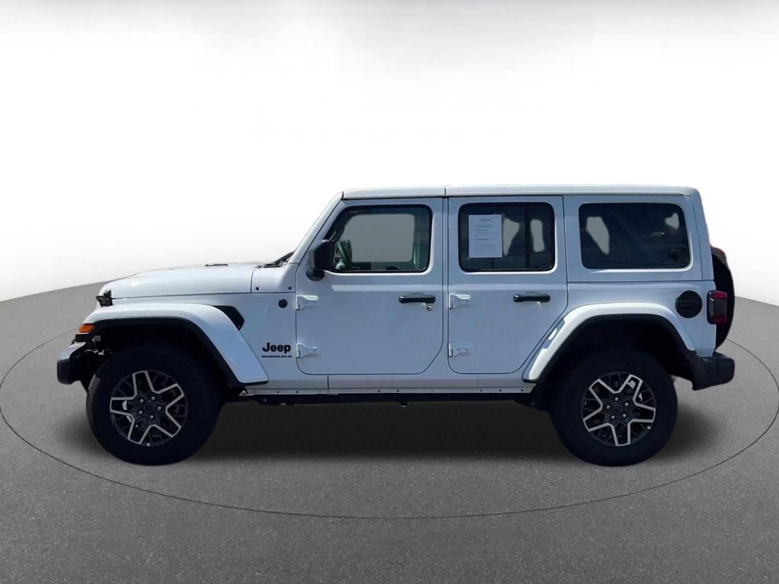 Thumbnail: 2025 Jeep Wrangler - 9
