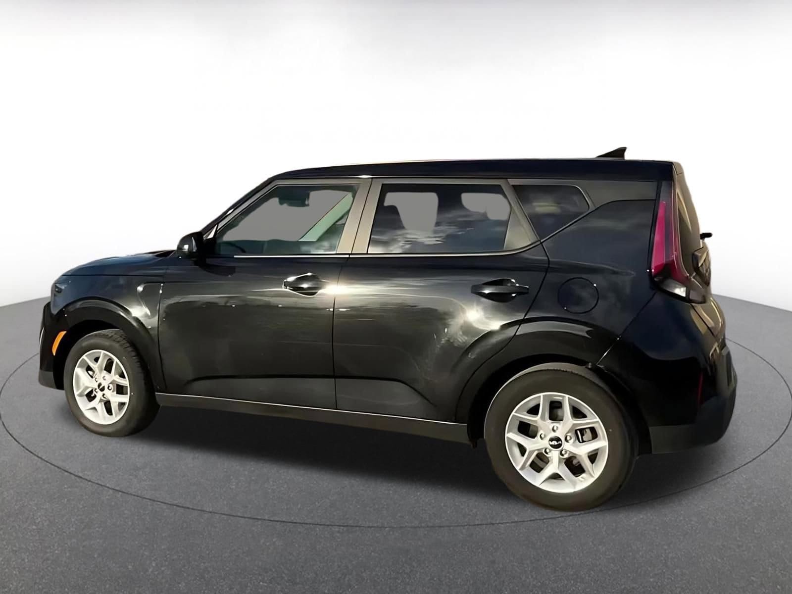 Thumbnail: 2025 Kia Soul - 7