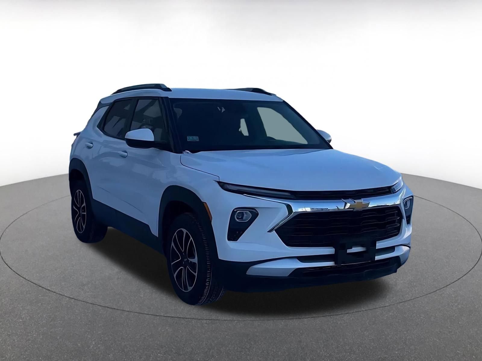 Thumbnail: 2025 Chevrolet TrailBlazer - 3