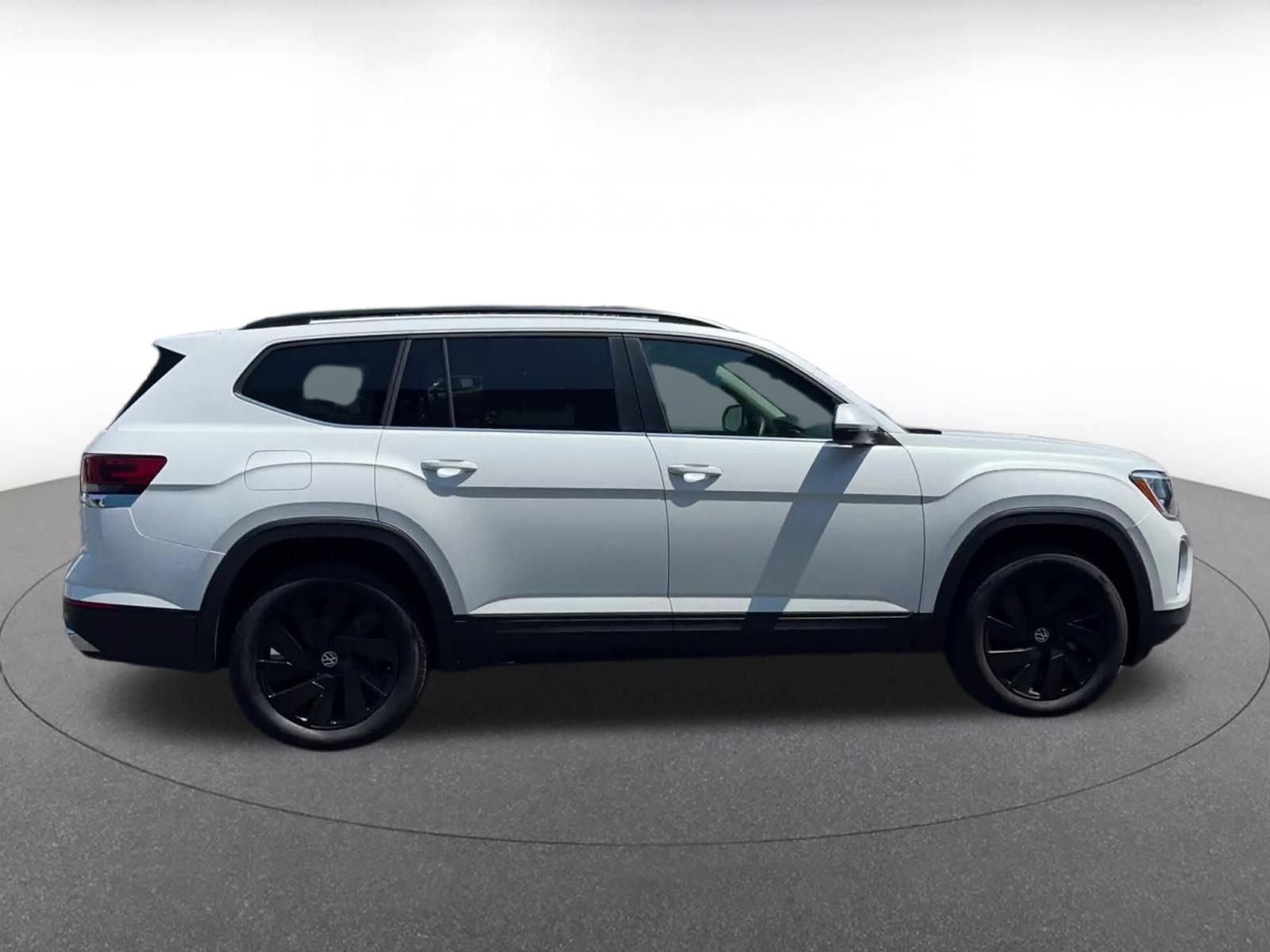 Thumbnail: 2026 Volkswagen Atlas - 15