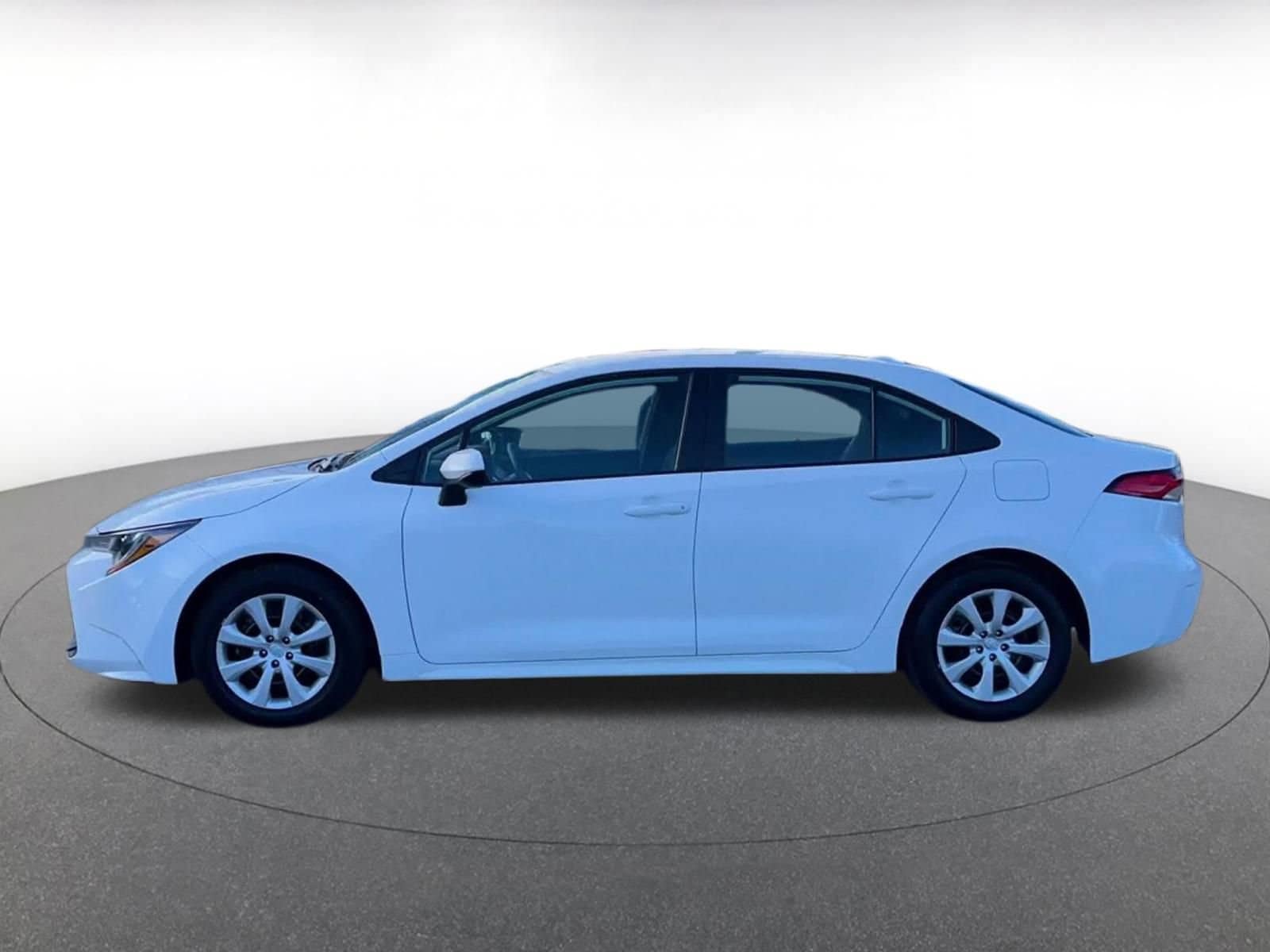 Thumbnail: 2025 Toyota Corolla - 8