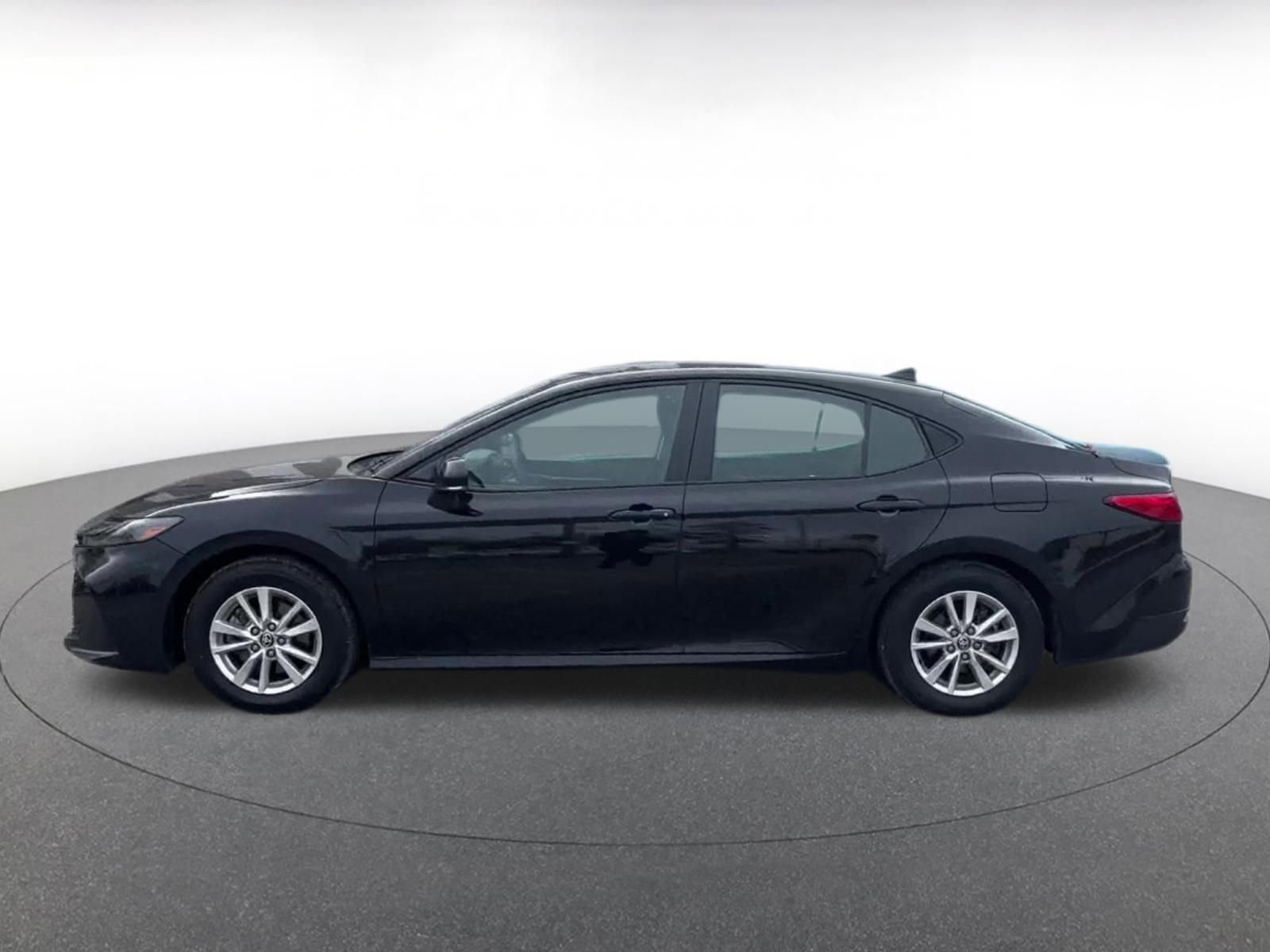 Thumbnail: 2025 Toyota Camry - 9