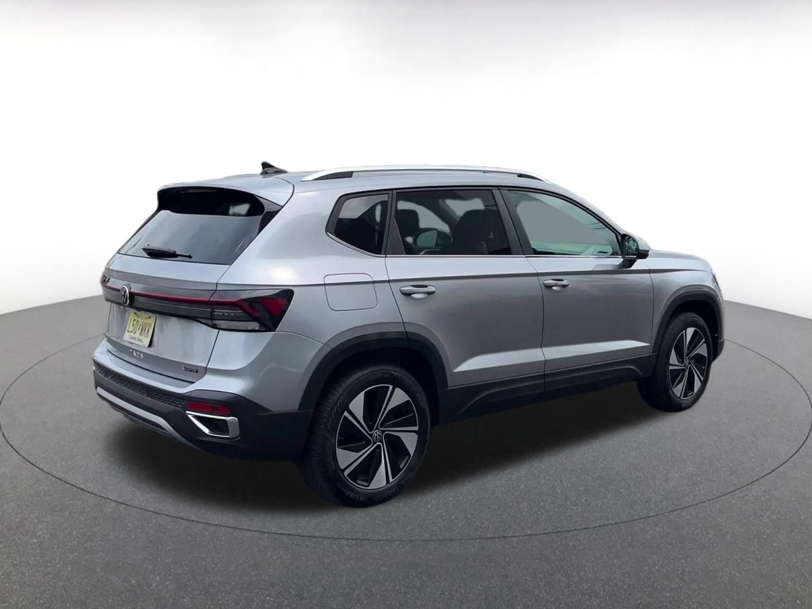 Thumbnail: 2026 Volkswagen Taos - 15
