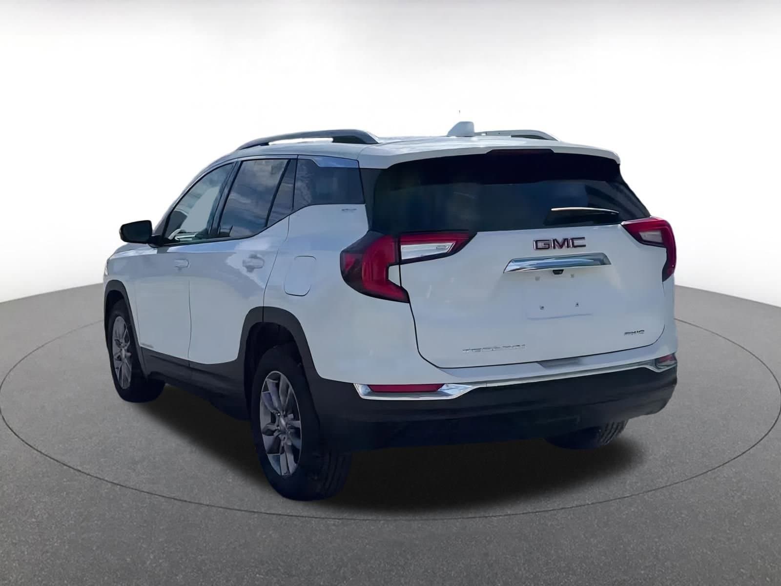 Thumbnail: 2024 GMC Terrain - 11