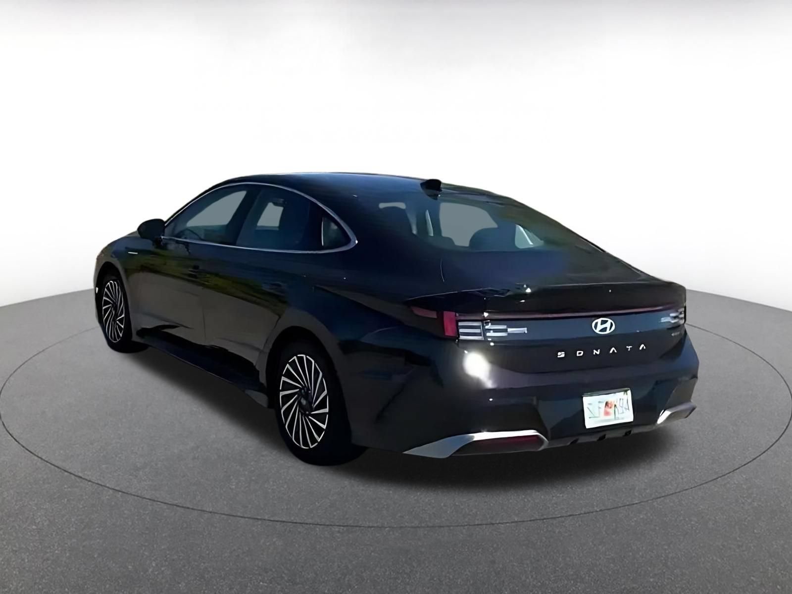 Thumbnail: 2025 Hyundai Sonata - 14