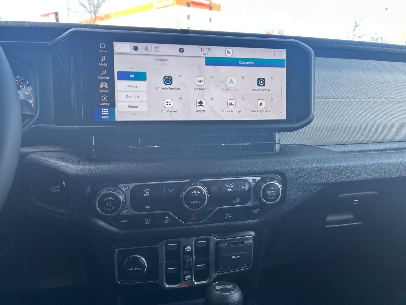 Thumbnail: 2025 Jeep Wrangler - 17