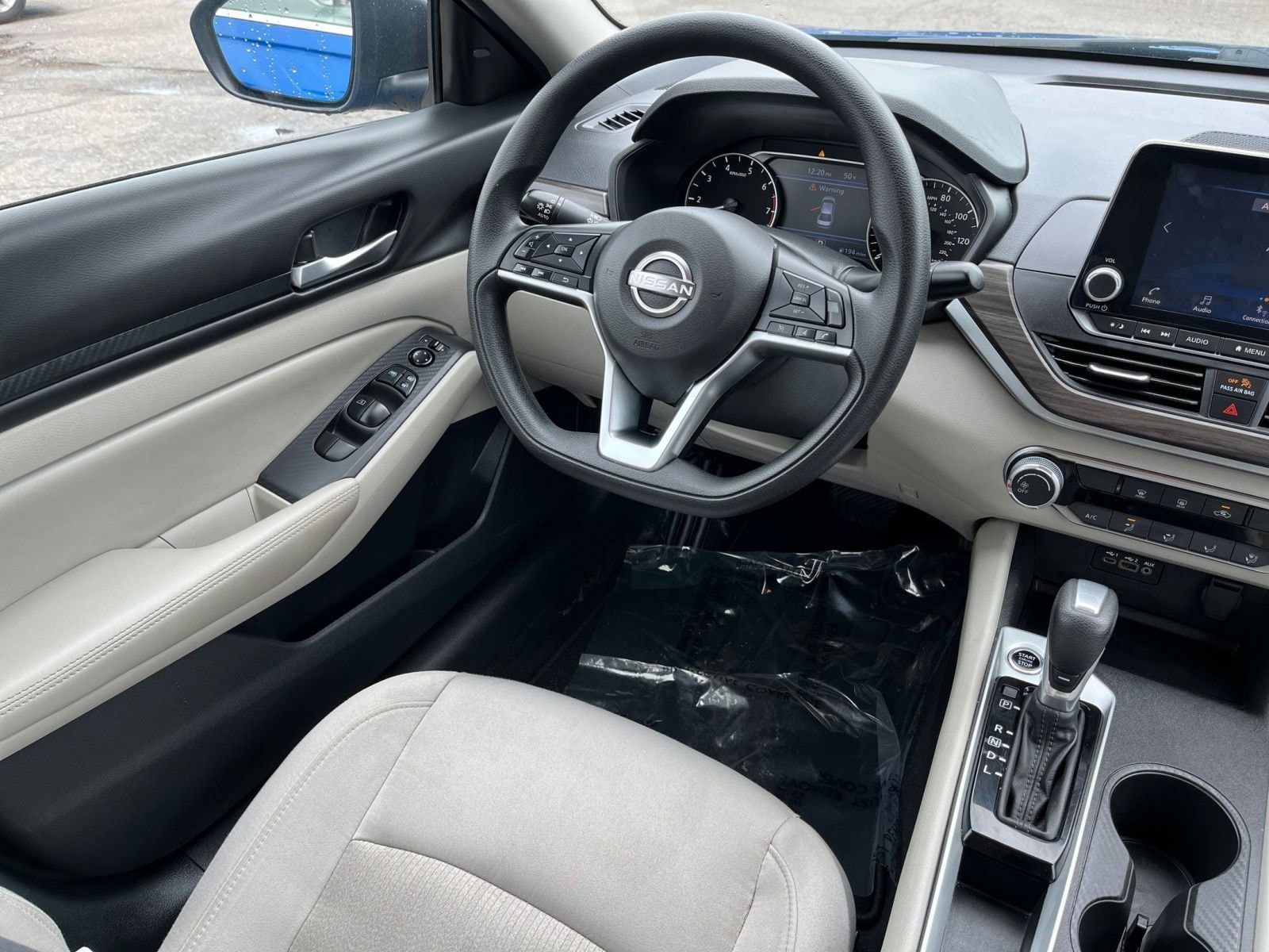 Thumbnail: 2025 Nissan Altima - 31