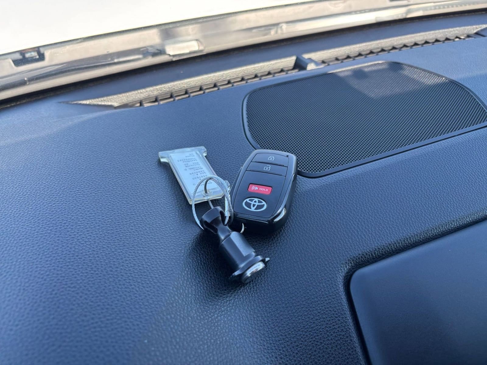 Thumbnail: 2025 Toyota Tacoma - 21