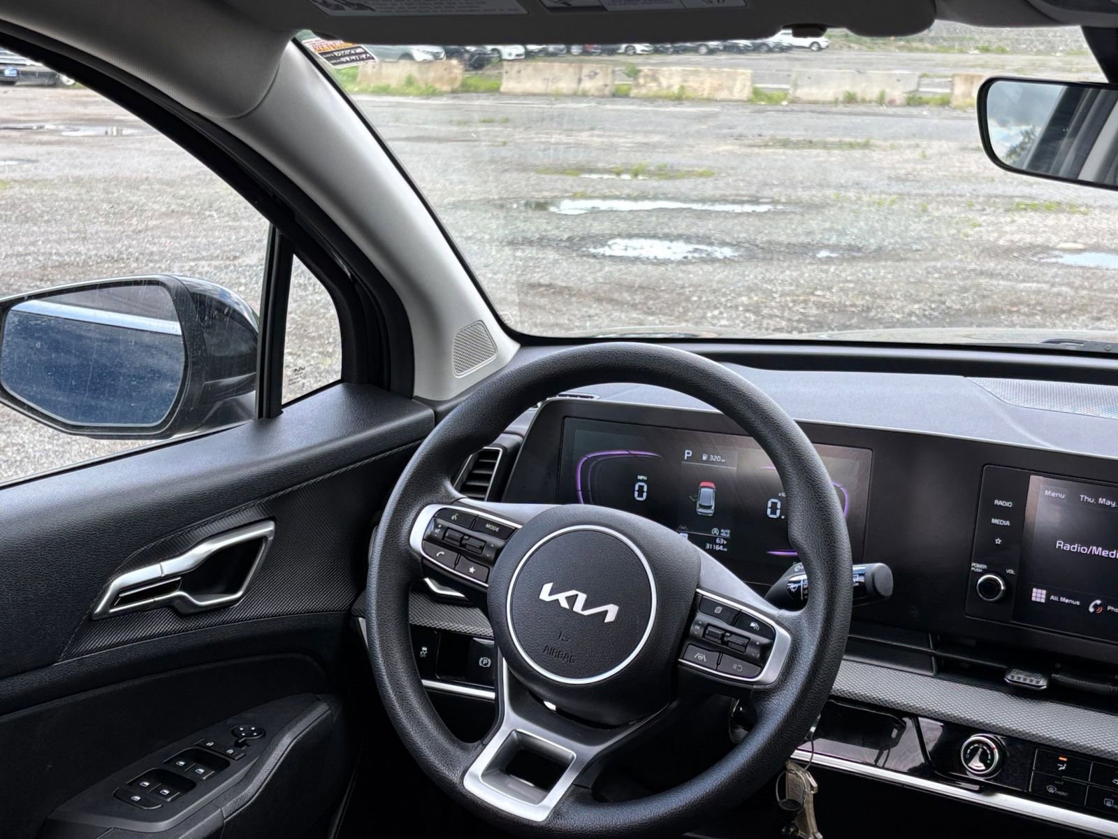 Thumbnail: 2025 Kia Sportage - 30