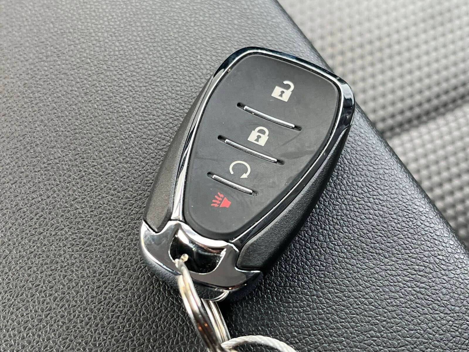 Thumbnail: 2025 Chevrolet Trax - 23