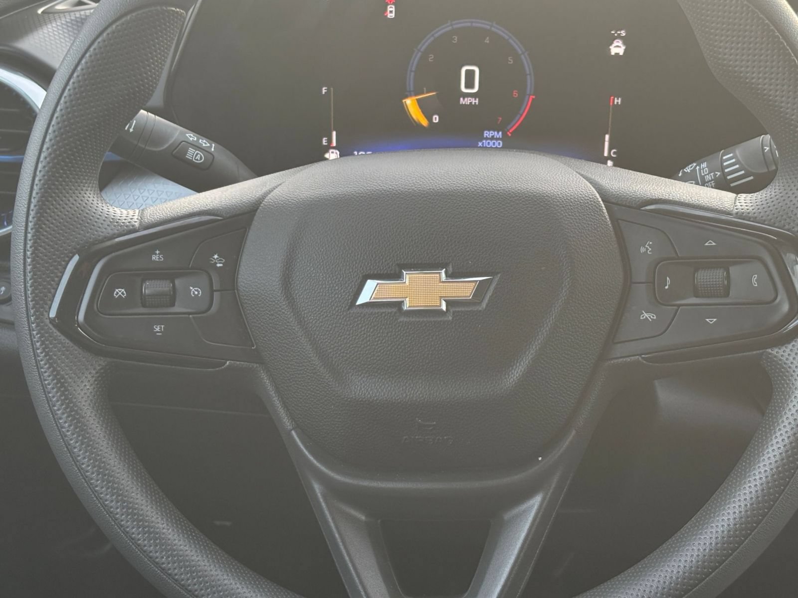Thumbnail: 2025 Chevrolet Trax - 24