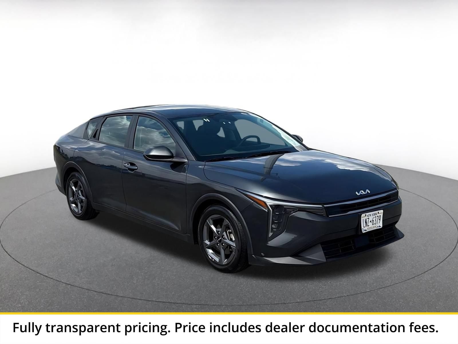 Thumbnail: 2025 Kia K4 - 1