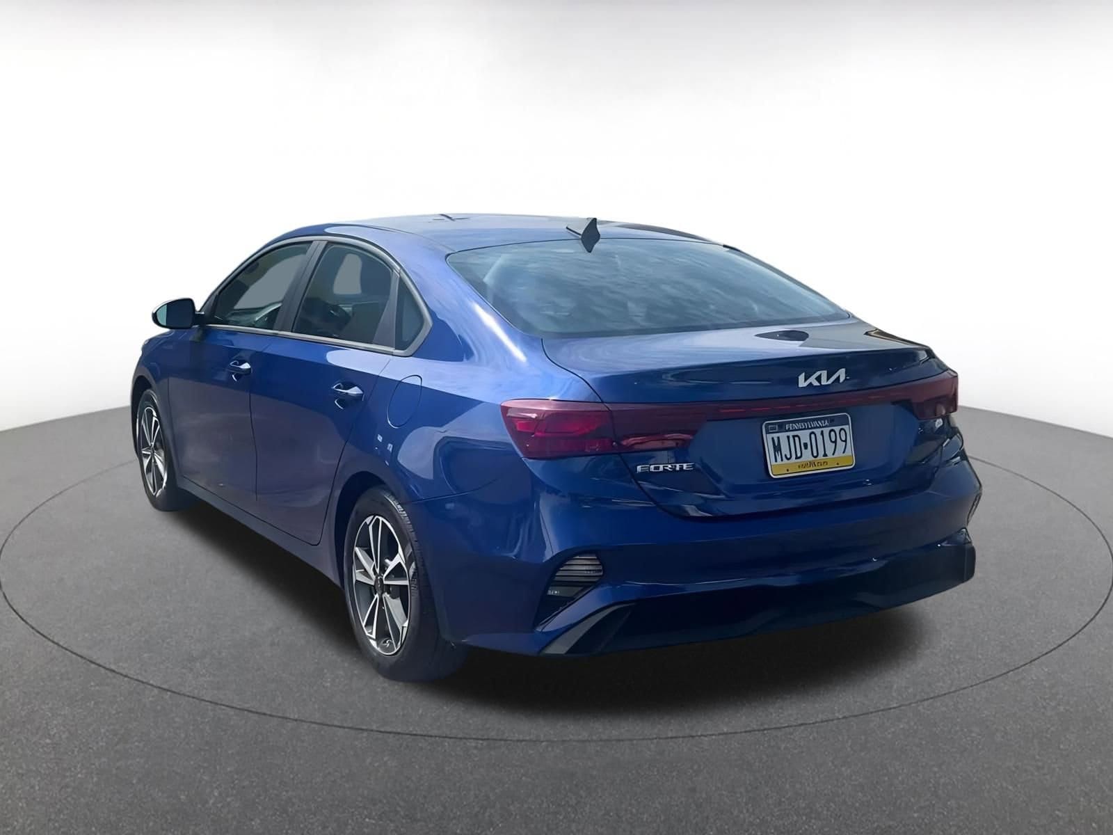 Thumbnail: 2023 Kia Forte - 11