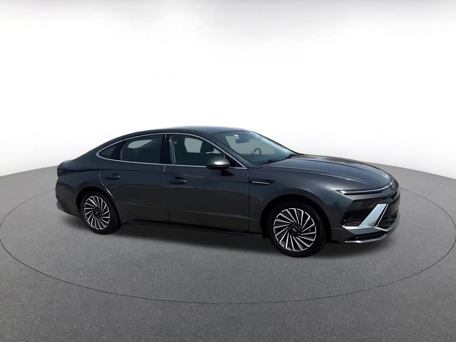 Thumbnail: 2025 Hyundai Sonata - 2