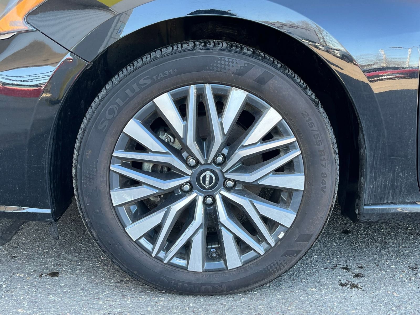 Thumbnail: 2025 Nissan Altima - 29